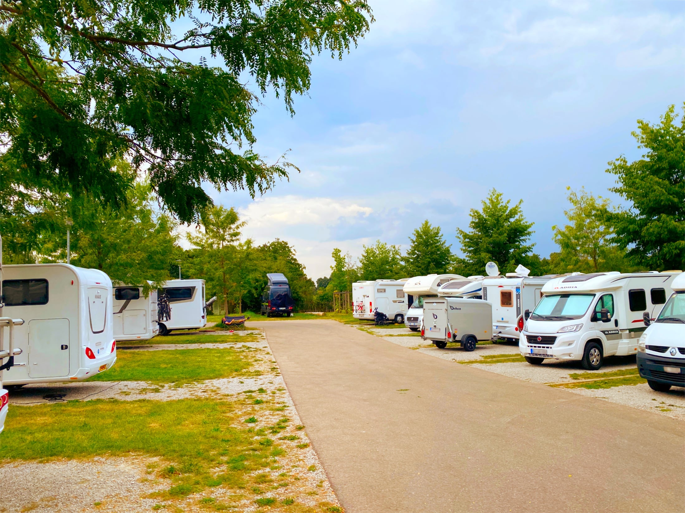 Dinklesbuhl Camper Park