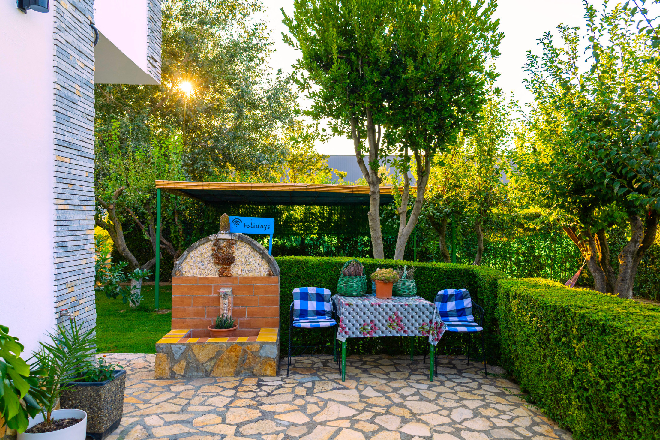 Berat Caravan Camping