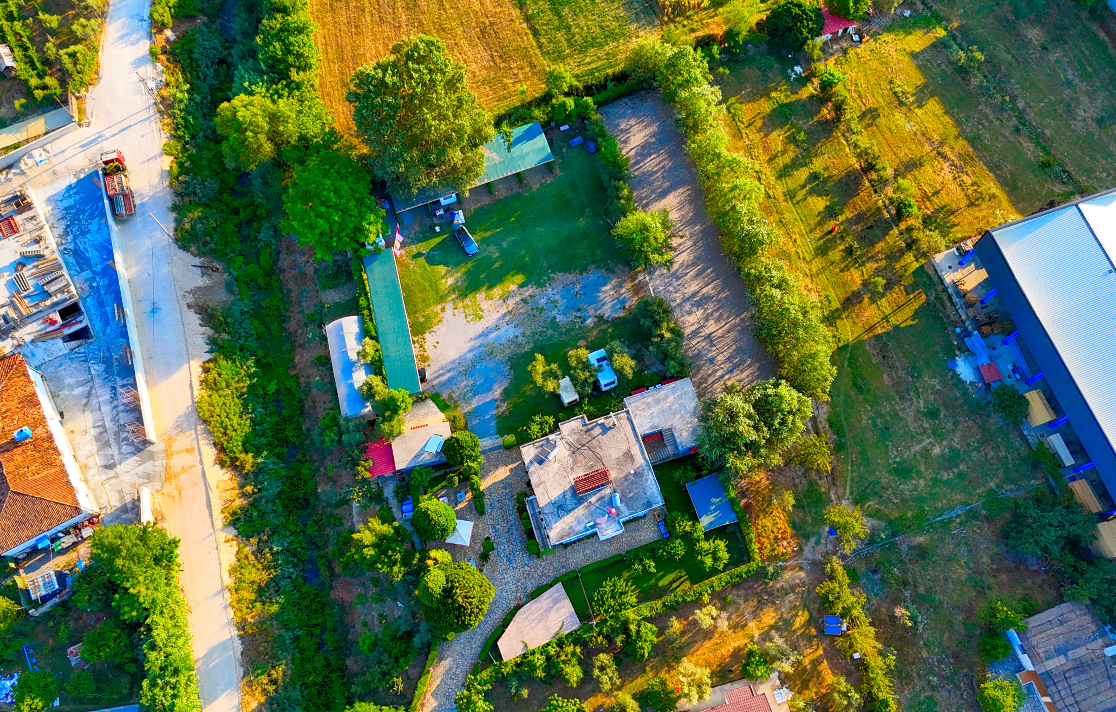Berat Caravan Camping