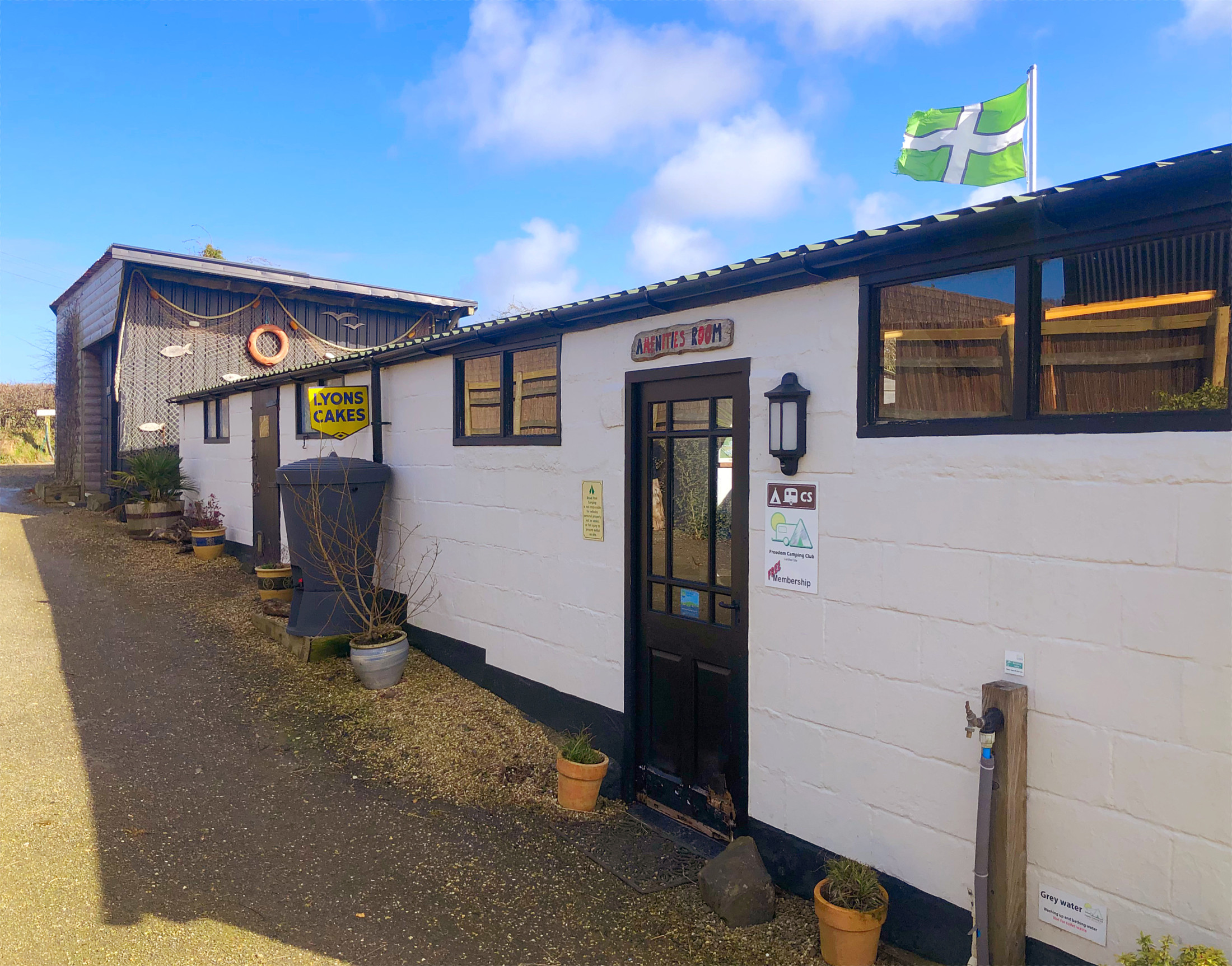 Broad Park Camping and Glamping