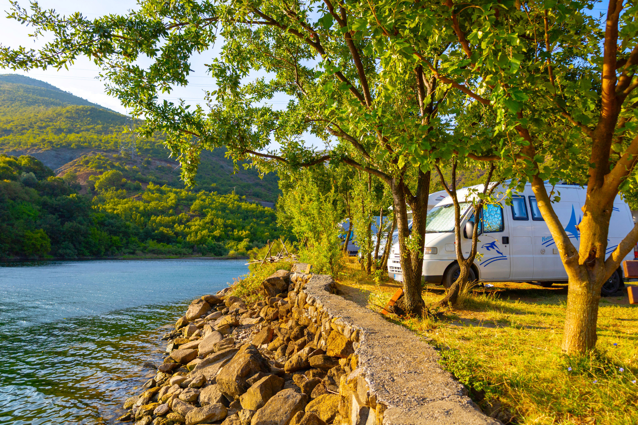 Agora Farmhouse Camping